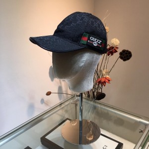 Gucci Men's hat ASS650573