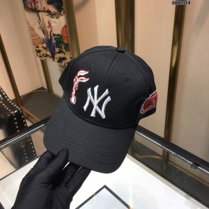 Gucci Men's hat ASS650588