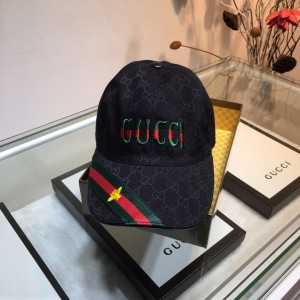 Gucci Men's hat ASS650606