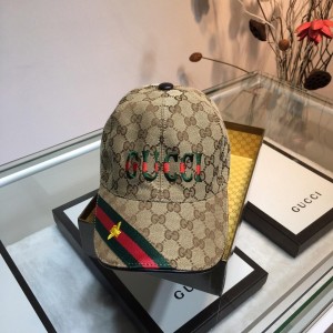 Gucci Men's hat ASS650607