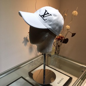 Louis Vuitton Men's hat ASS650621