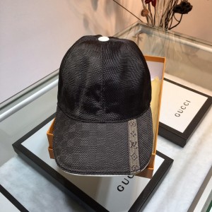 Louis Vuitton Men's hat ASS650652