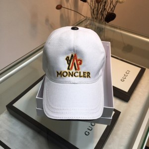 Moncler Men's hat ASS650681