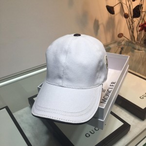 Moncler Men's hat ASS650684