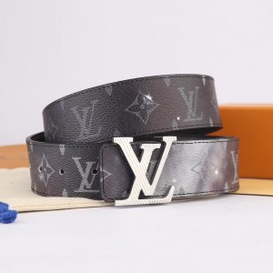 Louis Vuitton Men's belt ASS680050