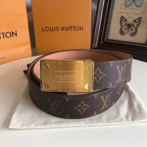 Louis Vuitton Men's belt ASS680070