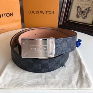 Louis Vuitton Men's belt ASS680072