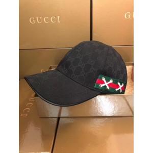 Gucci Men's hat ASS680203