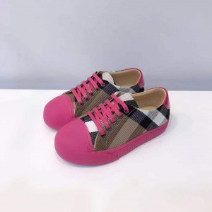 Burberry Children's Perfect Quality Sneaker BS01016