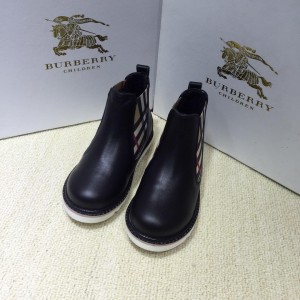 Burberry Vintage Check and High-top Sneakers BS01026