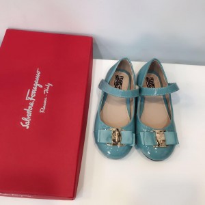 Ferragamo Mini Varina BS01053