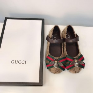 Gucci Children's patent leather Perfect Quality ballet flat with Gucci stripe BS01071