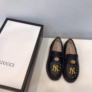 Gucci×NY Jordaan Perfect Quality leather loafer BS01111