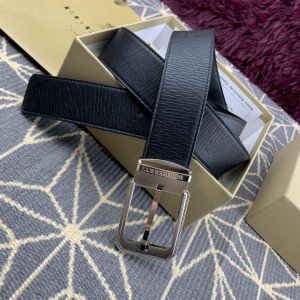 Burberry Silver buckle belt ASS02014