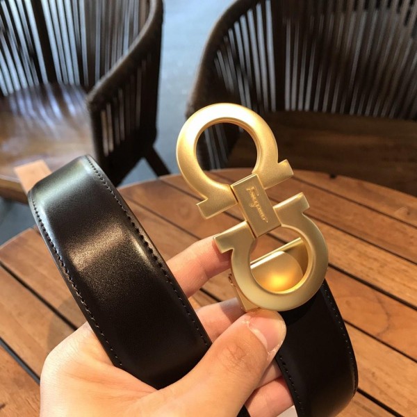 Shiny black leather Ferragamo gold belt ASS02143