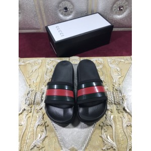 High Quality Gucci Black Rubber slide sandal With Web GO_GC010