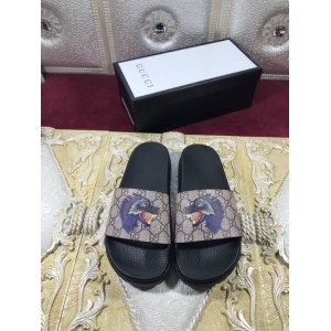 High Quality Gucci Black slide sandal With Wolf GO_GC012