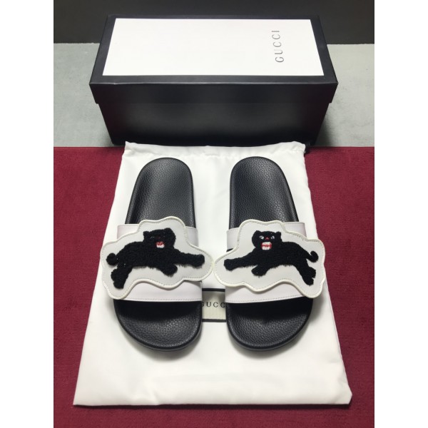 High Quality Gucci slide sandal White rubber with black tiger Design GO_GC024