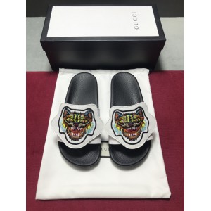 High Quality Gucci slide sandal with White rubber And Tiger Design GO_GC026