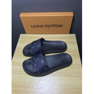 High Quality Louis Vuitton Mule in black Monogram rubber GO_LV009