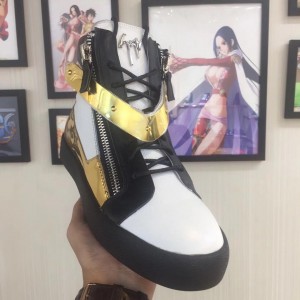 Giuseppe Zanotti White and gold metal plaque detail with black sole high-top Perfect sneakers MS03047