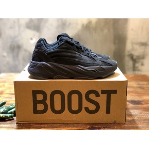 Adidas Yeezy Kanye West Boost 700 V2 Static Sneaker JP02437