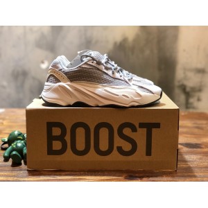 Adidas Yeezy Boost 700 V2 Static Sneaker JP02441