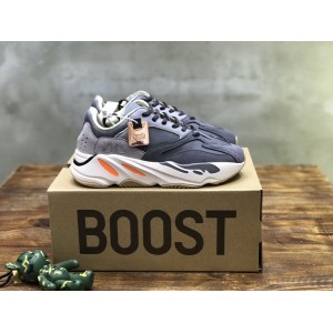 Adidas Yeezy Kanye West Boost 700 V2 Salt Sneaker JP02444