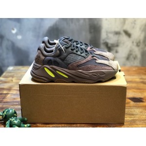 Adidas Yeezy Boost 700 V2 Salt Sneaker JP02448