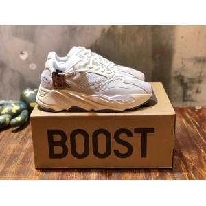 Adidas Yeezy Kanye West Boost 700 V2 Geode Sneaker JP02449