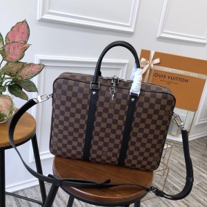 Louis Vuitton Luxury N41478 VOYAGE SMALL BAG brown LV04BM028