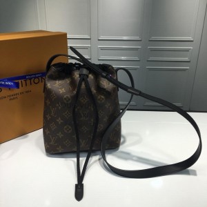 Louis Vuitton Luxury M43418 BAG brown LV04BM145