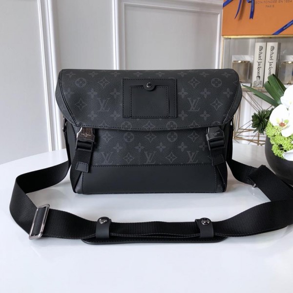 Louis Vuitton Luxury M40511 Messenger MM Voyager BAG LV04BM182