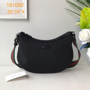 Gucci Perfect Quality black thin sling bag GC06BM004