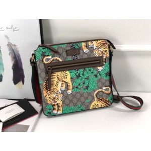 Gucci Perfect Quality bengal tiger shoulder pack GC06BM024