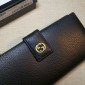 Replica Gucci Perfect Quality black leather wallet with golden metallic lock GC06BM059