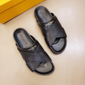 Louis Vuittion black Slippers with crisscross rubber MS021020