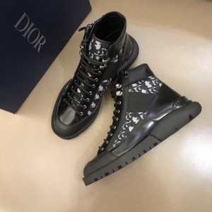 Dior Oblique Calfskin Mid Top Boots Black/Brown MS021046