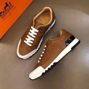 Hermes Perfect Quality Sneakers Brown and Two-tone sole with Brown tongue MS02735