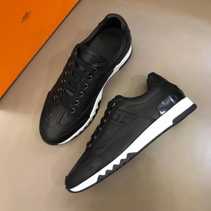 Hermes Perfect Quality Sneakers Black and Two-tone sole with Black tongue MS02739