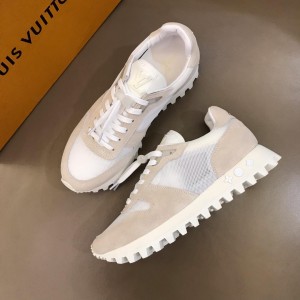 Louis Vuitton Perfect Quality Sneakers White and pink suede with white soles MS02818