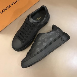 Louis Vuitton Fashion Sneakers Black and Monogram print with black sole MS02857