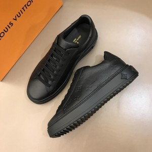 Louis Vuitton Fashion Sneakers Black and Monogram embossing with black sole MS02859