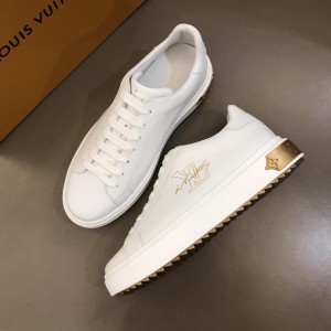 Louis Vuitton Fashion Sneakers White and gold LV print with white sole MS02862