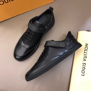 Louis Vuitton Fashion Sneakers Black and Monogram print heel and black sole MS02869