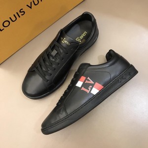 Louis Vuitton Fashion Sneakers Black and LV striped print with black sole MS02873