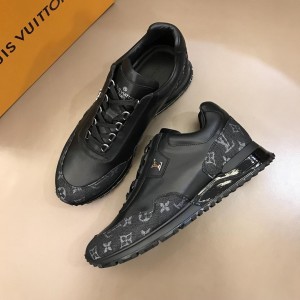 Louis Vuitton Fashion Sneakers Black and black Monogram Flower canvas and black sole MS02882