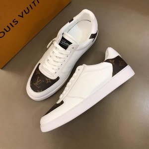 Louis Vuitton Fashion Sneakers White and brown Monogram Flower print and white sole MS02889