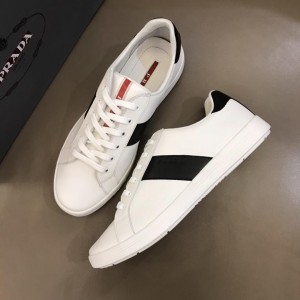 Prada Fashion Sneakers White and black leather details with white sole MS02960