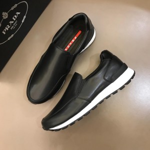 Prada Fashion Sneakers Black and white sole MS02967